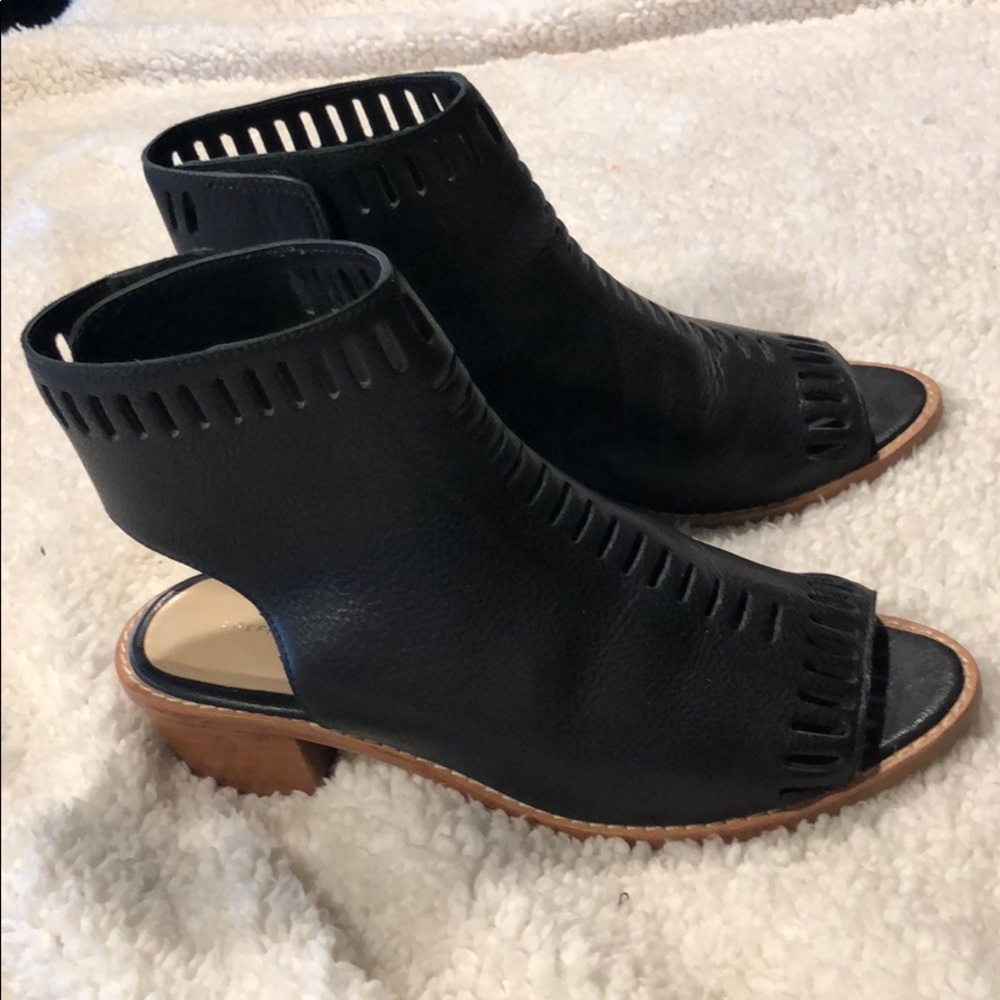 Black sandals